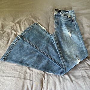 SOLD!!!    Indigo Rein women’s jeans